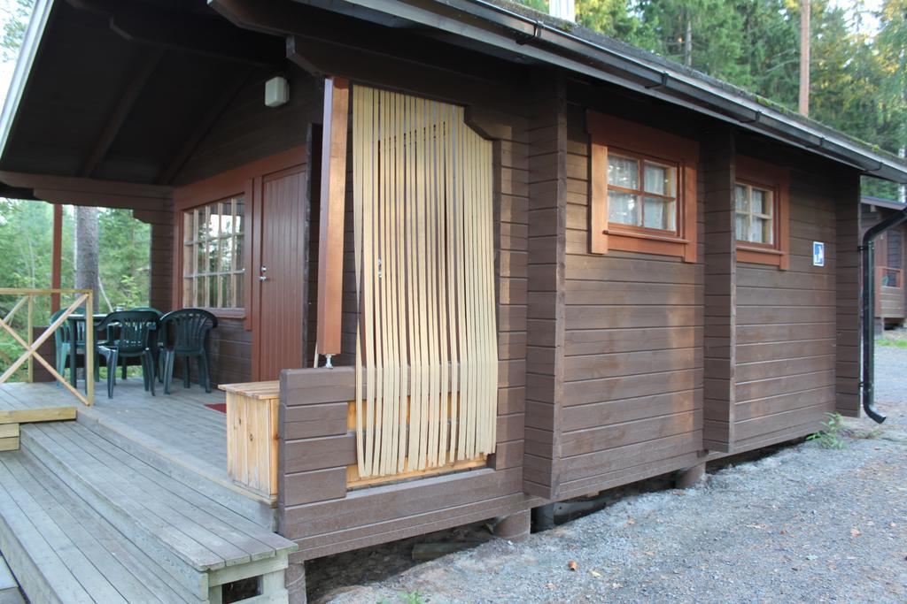 Haennilaensalmi Camping Viitasaari Pokoj fotografie